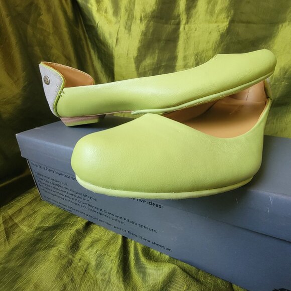 Terra Plana Green Flats Size 37 - Picture 2 of 7